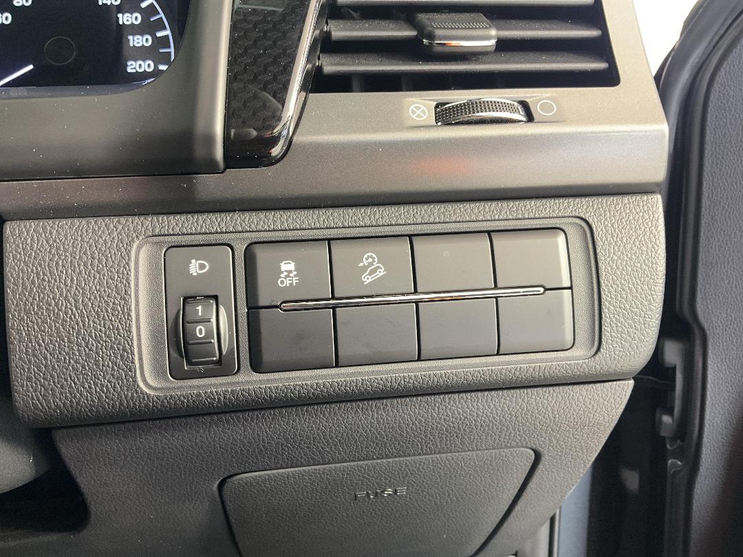 Photo '31' of Ssangyong Rhino