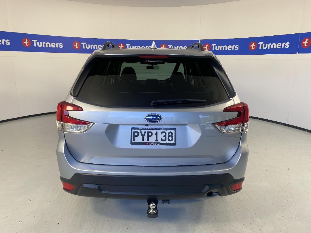 Photo '6' of Subaru Forester