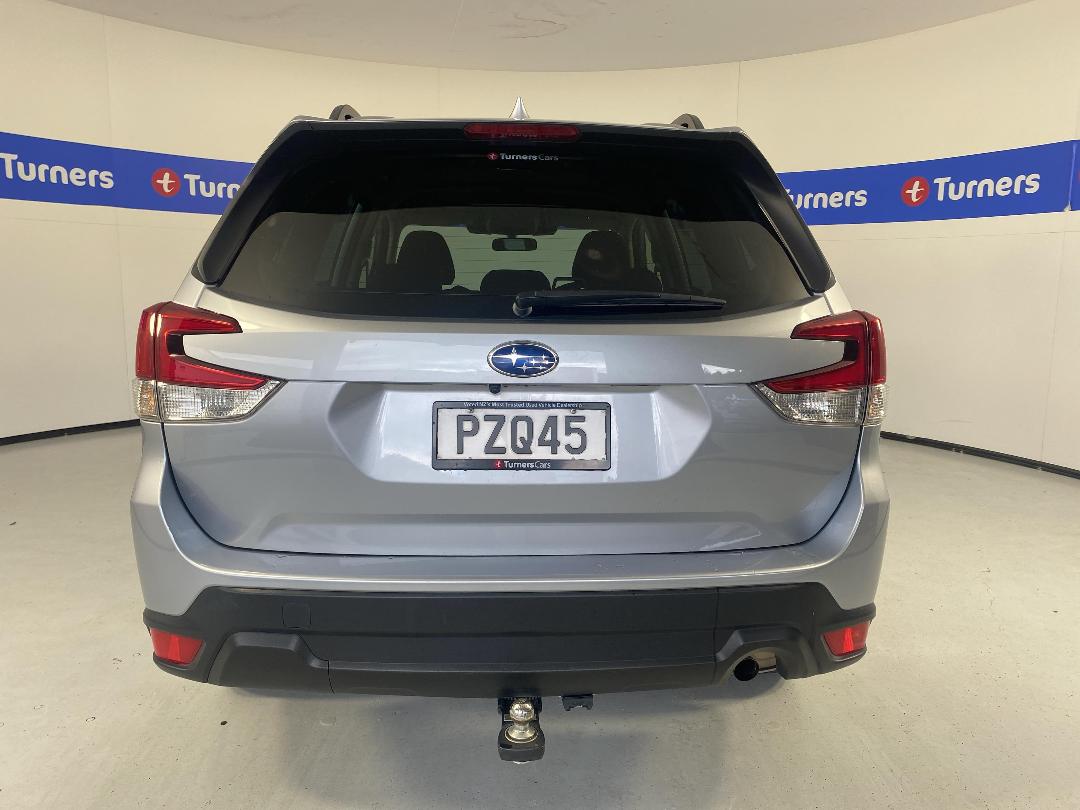 Photo '6' of Subaru Forester