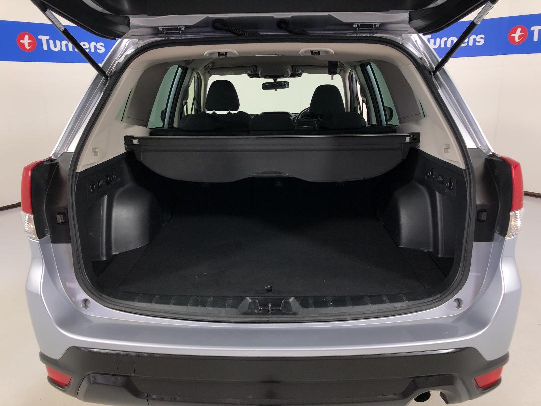 Photo '14' of Subaru Forester Photo '14' of Subaru Forester