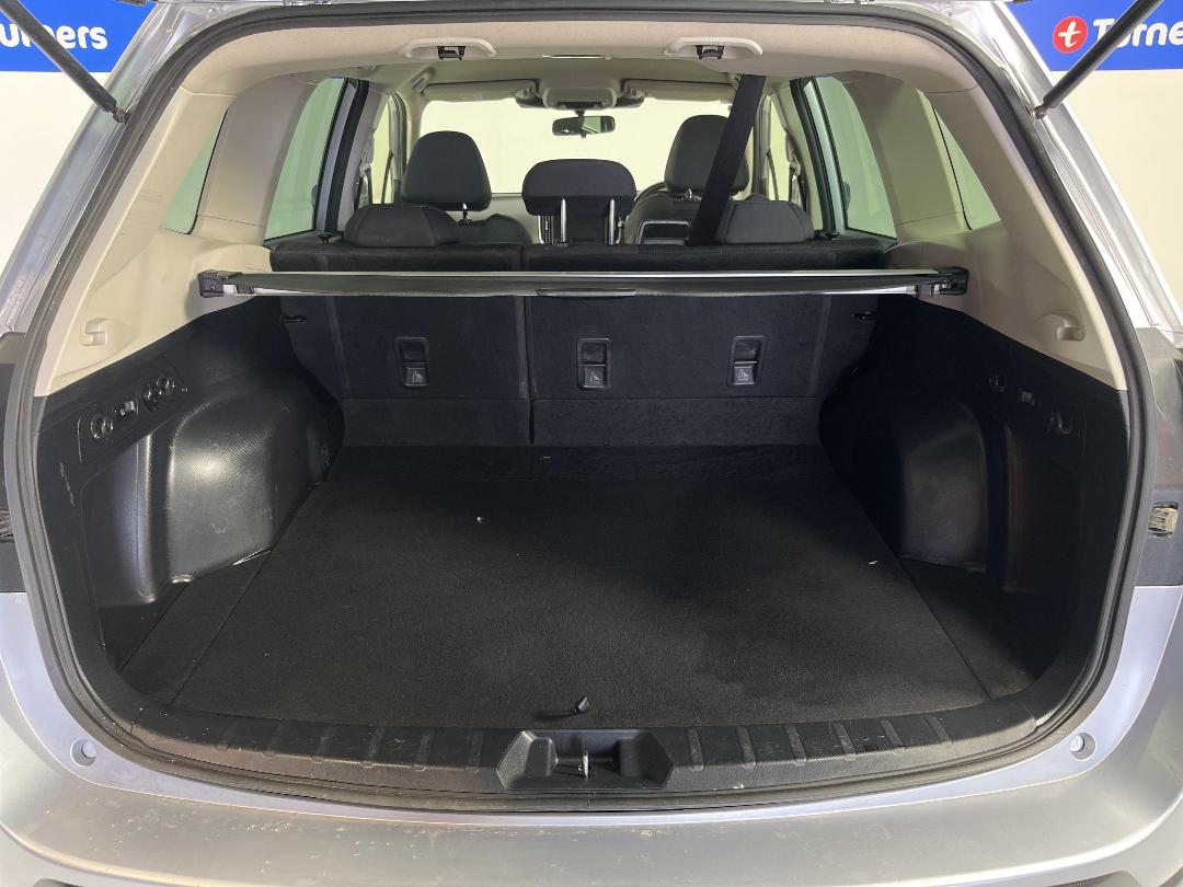 Photo '14' of Subaru Forester Photo '14' of Subaru Forester