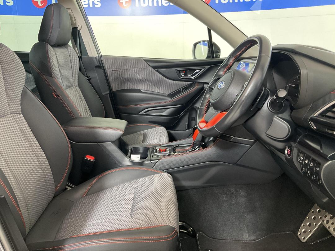 Photo '16' of Subaru Forester Photo '16' of Subaru Forester