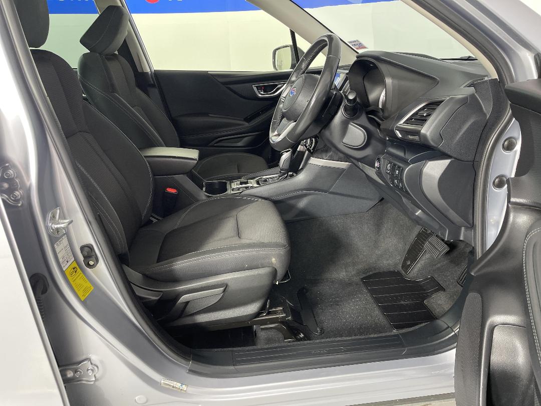 Photo '16' of Subaru Forester Photo '16' of Subaru Forester