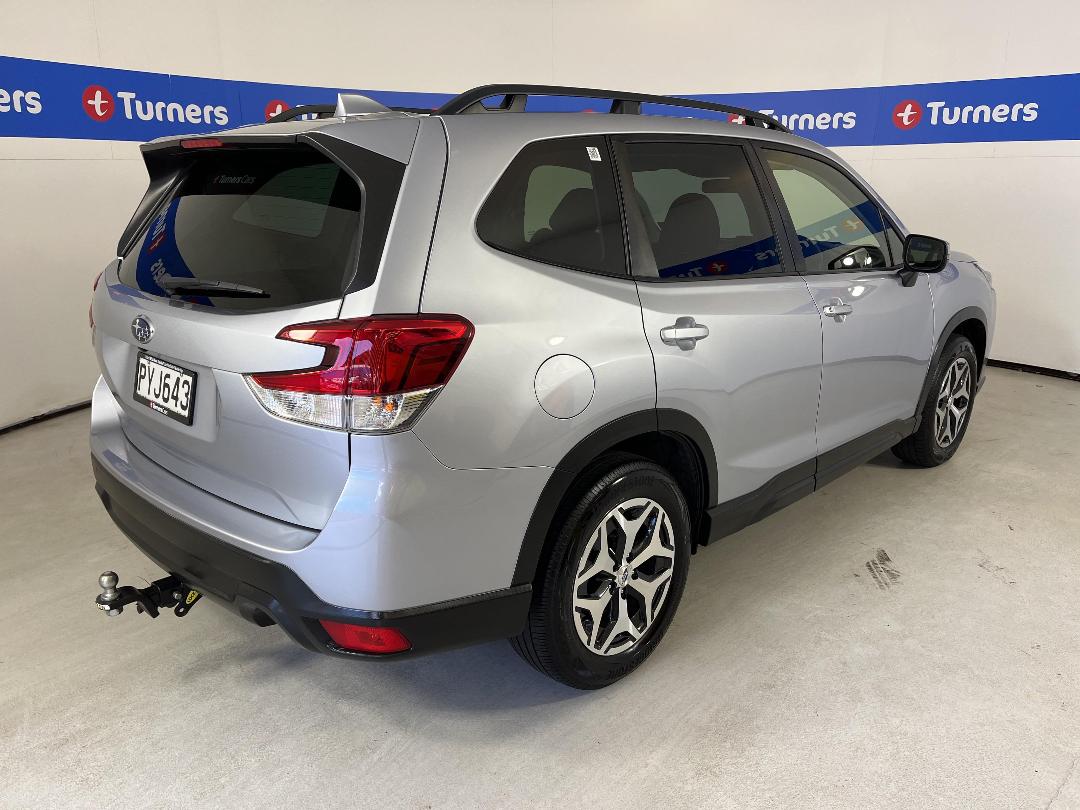 Photo '7' of Subaru Forester