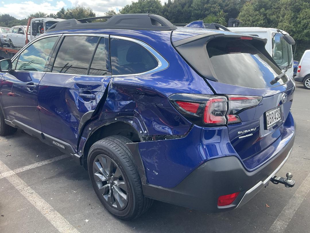 Photo '3' of Subaru Outback Sport