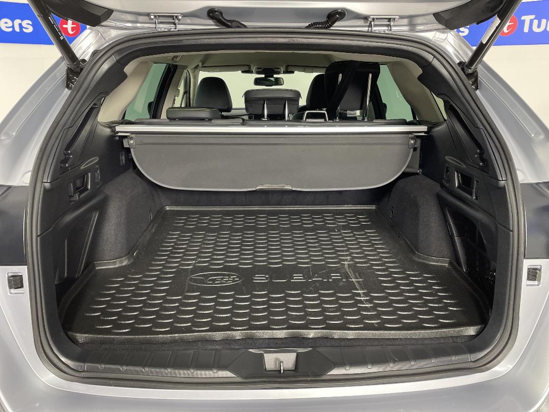 Photo '14' of Subaru Outback