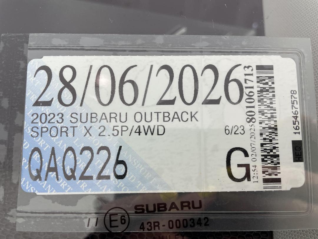 Photo '30' of Subaru Outback