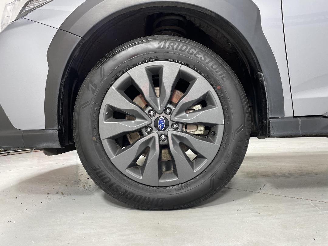 Photo '10' of Subaru Outback