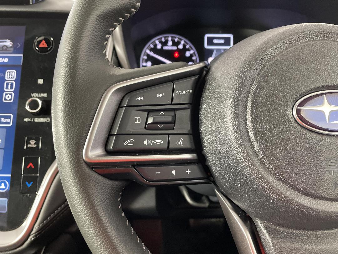 Photo '32' of Subaru Outback