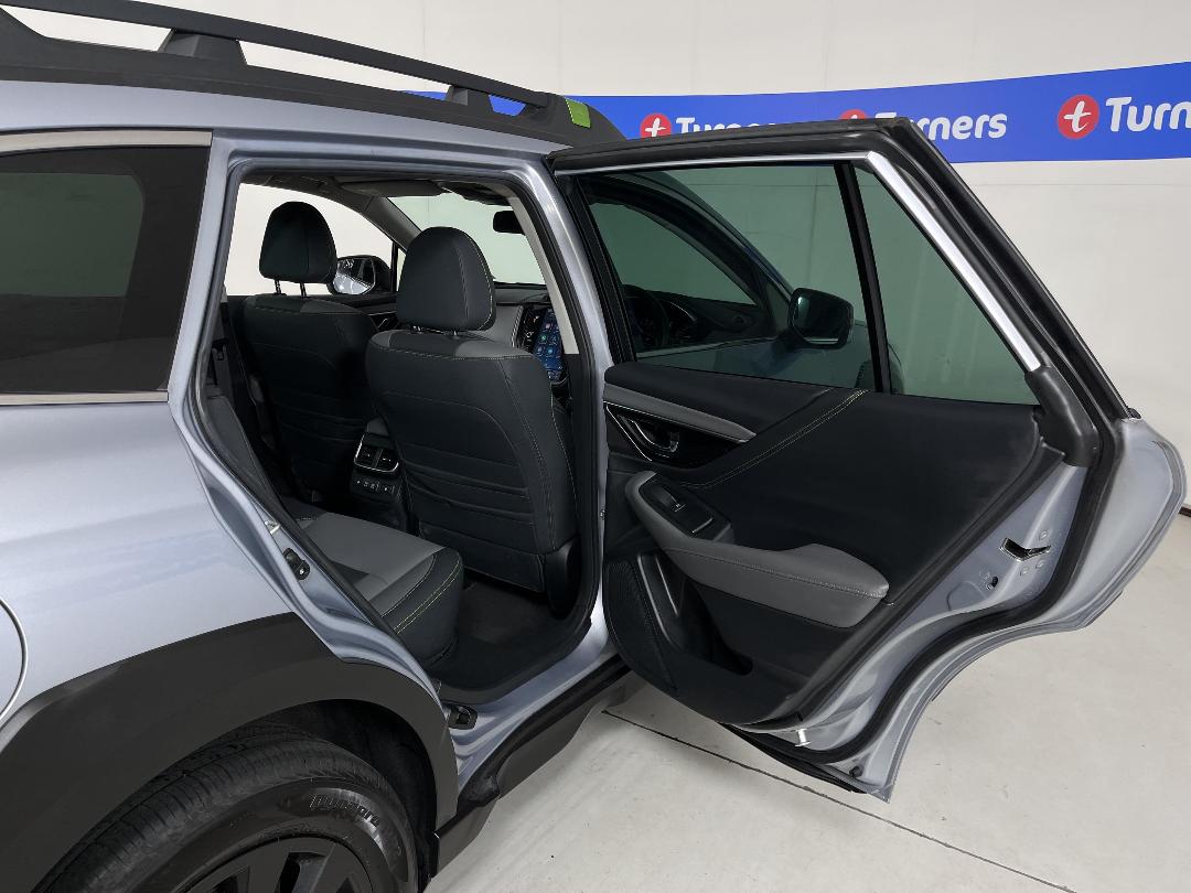 Photo '19' of Subaru Outback Photo '19' of Subaru Outback