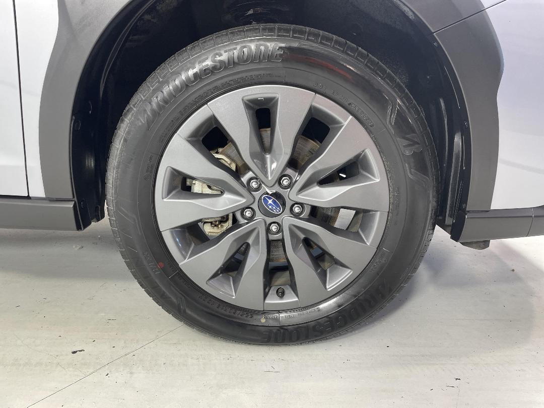 Photo '9' of Subaru Outback