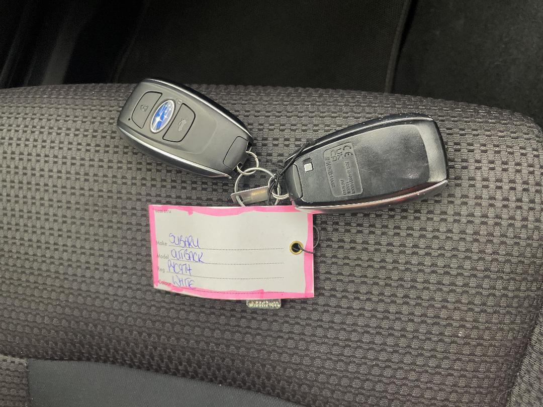 Photo '22' of Subaru Outback