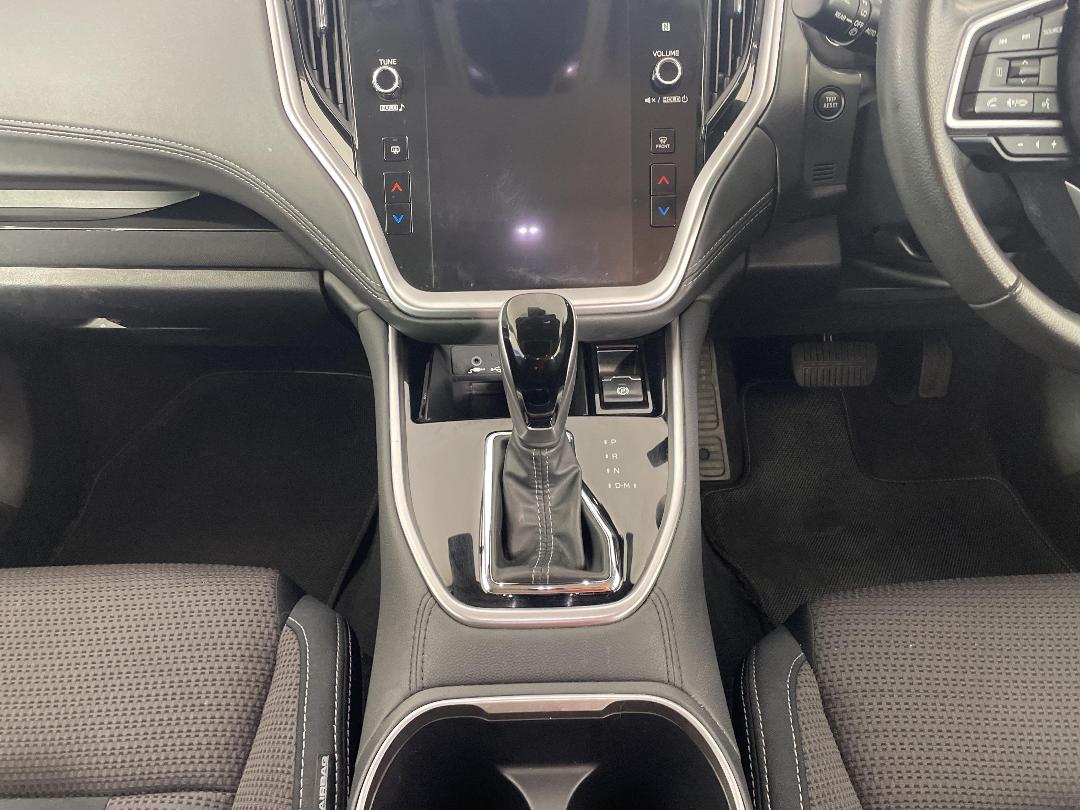 Photo '18' of Subaru Outback