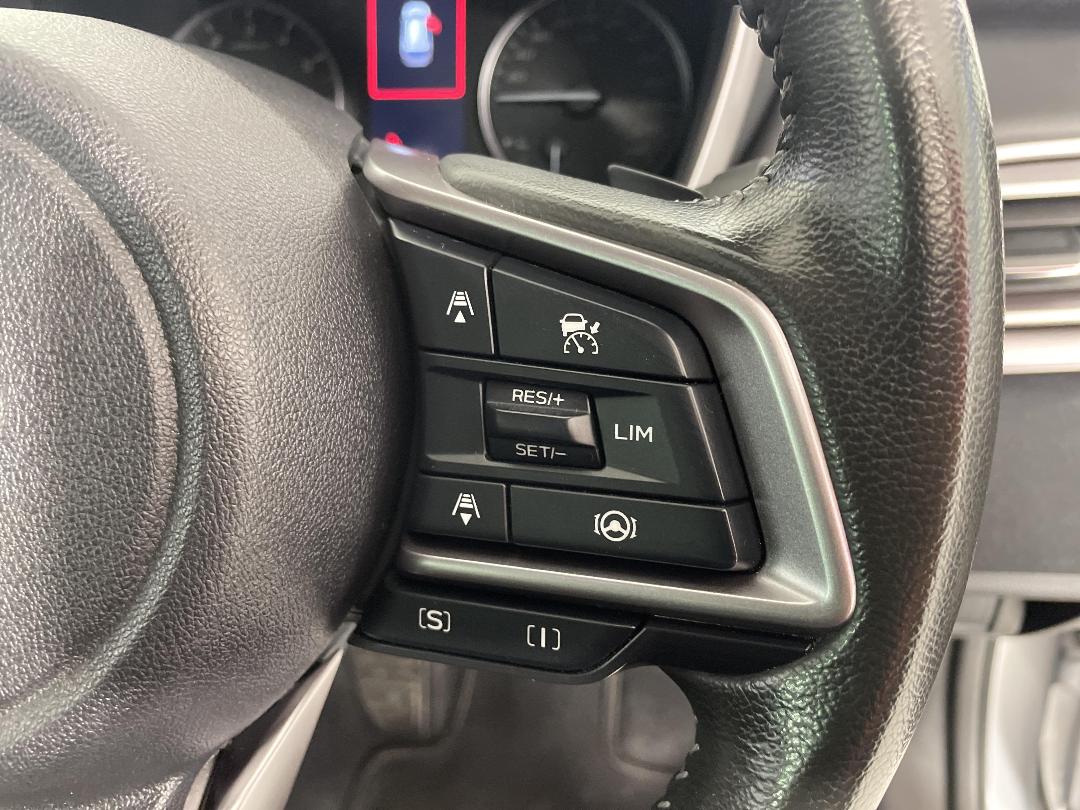 Photo '24' of Subaru Outback