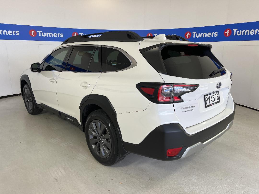 Photo '5' of Subaru Outback