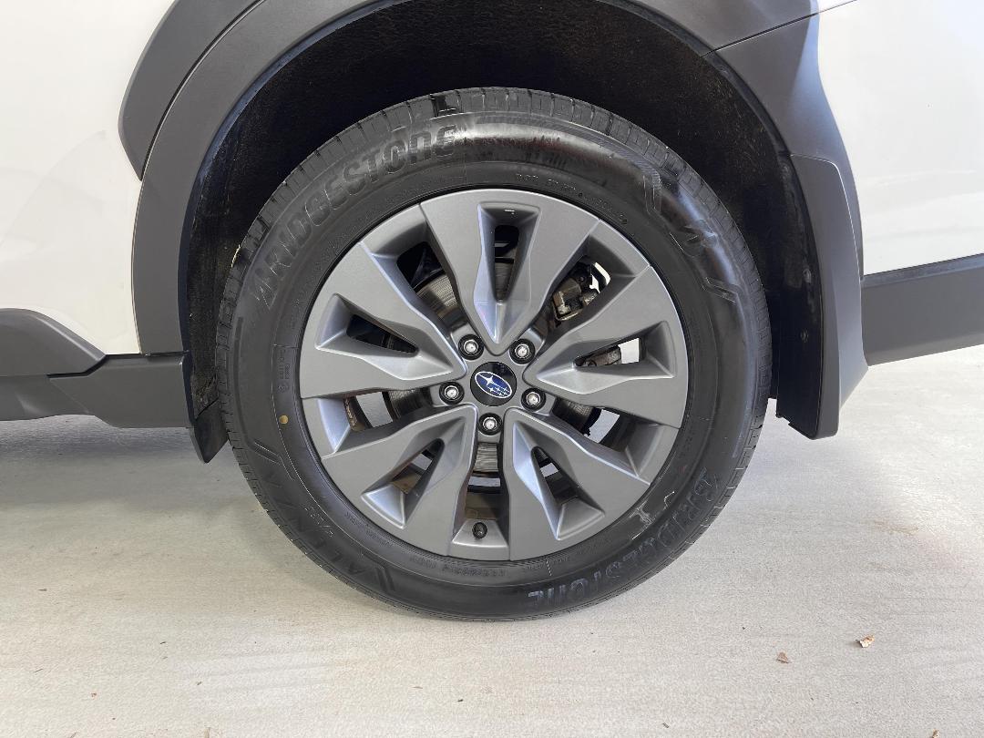 Photo '11' of Subaru Outback