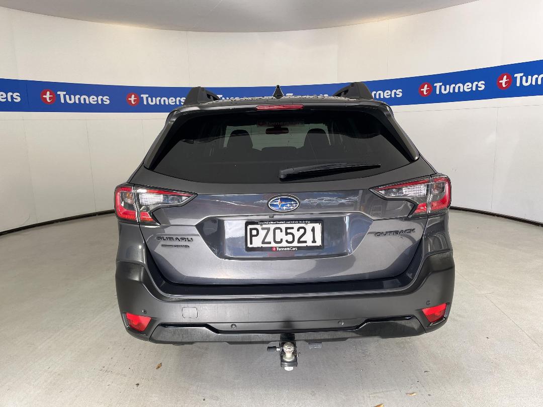 Photo '6' of Subaru Outback