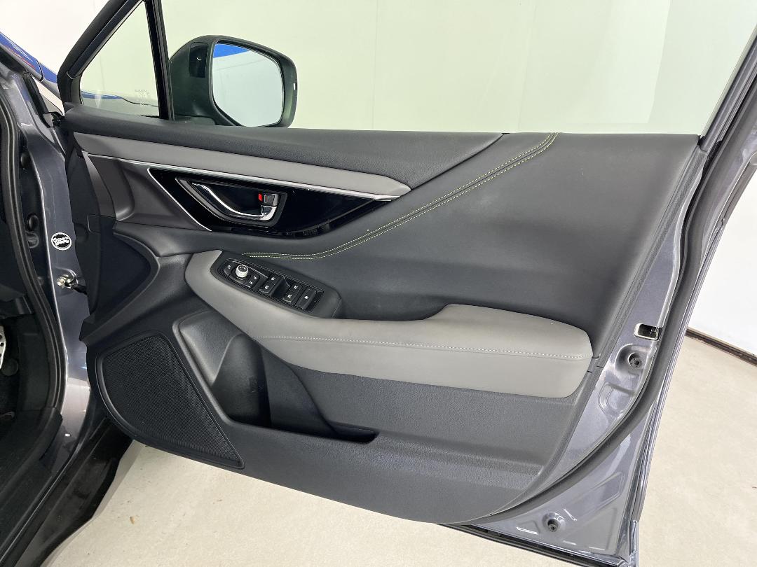 Photo '15' of Subaru Outback