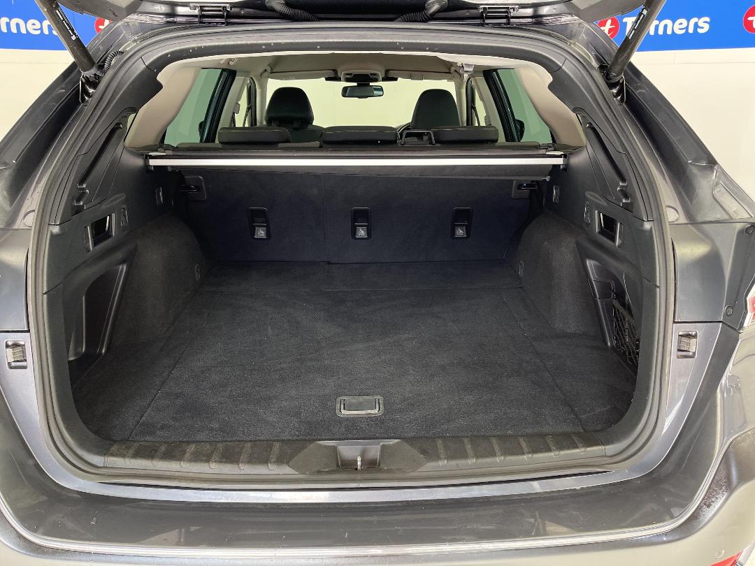 Photo '14' of Subaru Outback