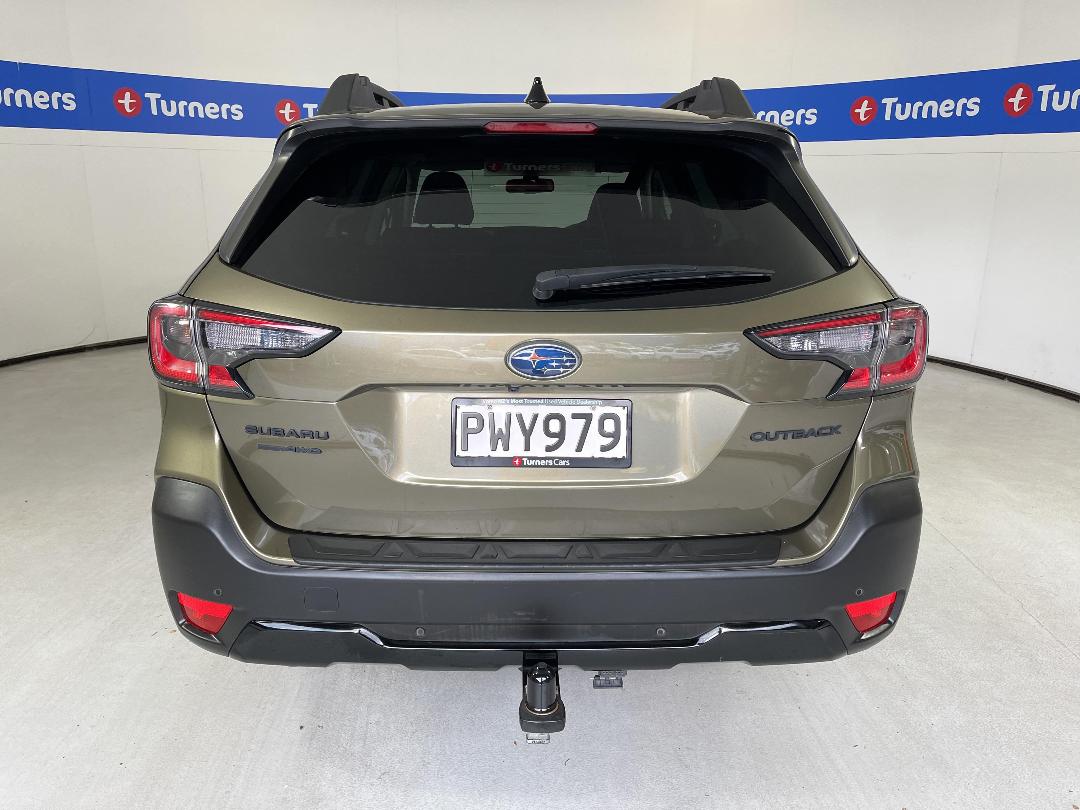 Photo '6' of Subaru Outback