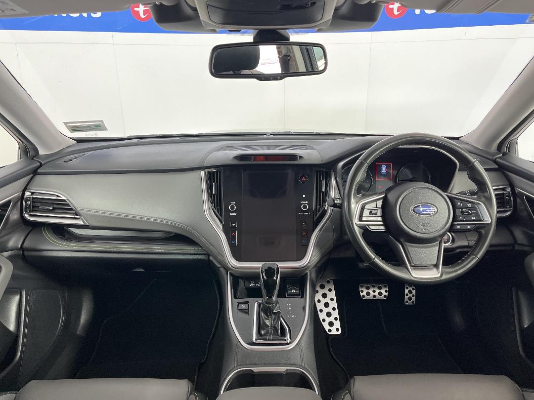 Photo '17' of Subaru Outback