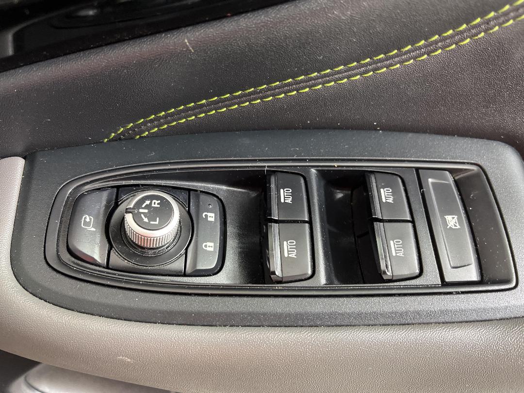 Photo '26' of Subaru Outback