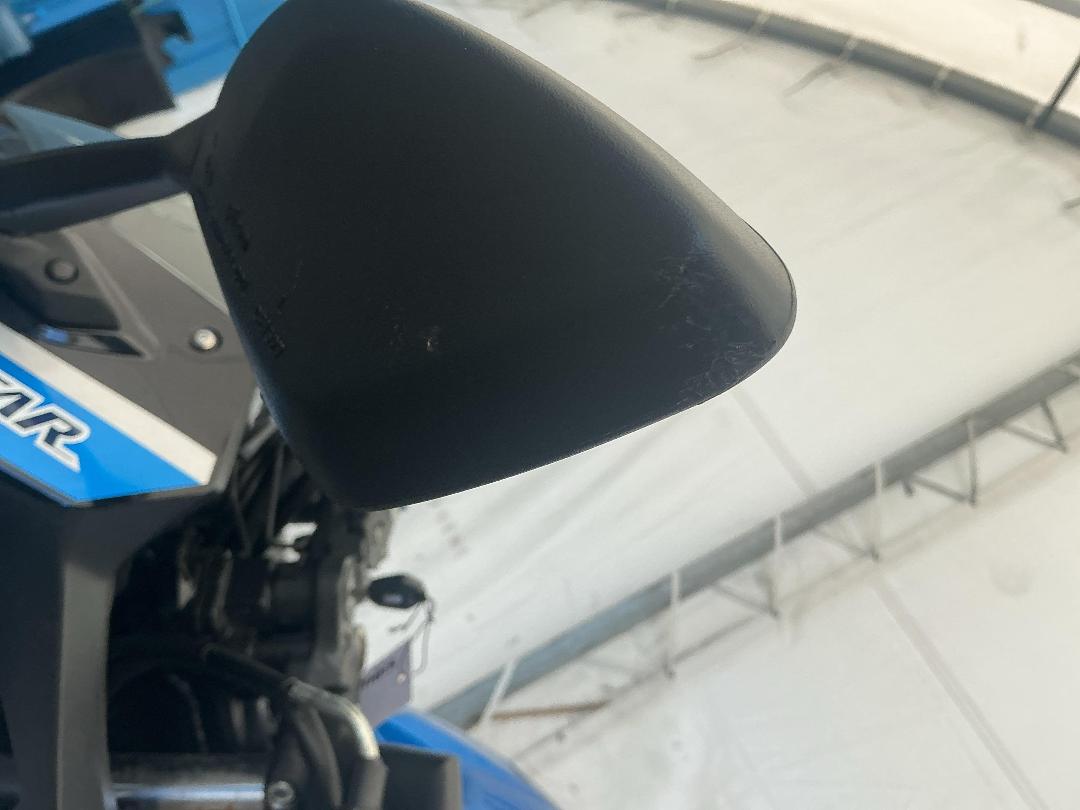 Photo '25' of Suzuki GSX250 Frlxm3 Photo '25' of Suzuki GSX250 Frlxm3