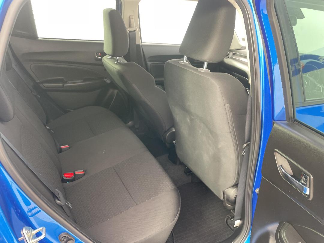 Photo '20' of Suzuki Swift