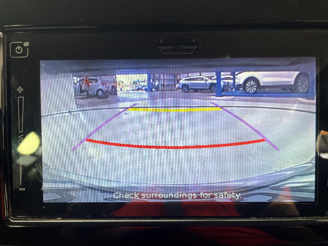 Photo '23' of Suzuki Swift