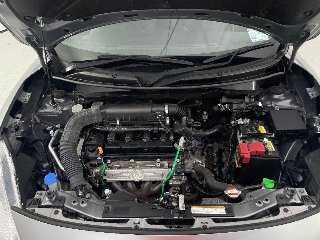 Photo '13' of Suzuki Swift