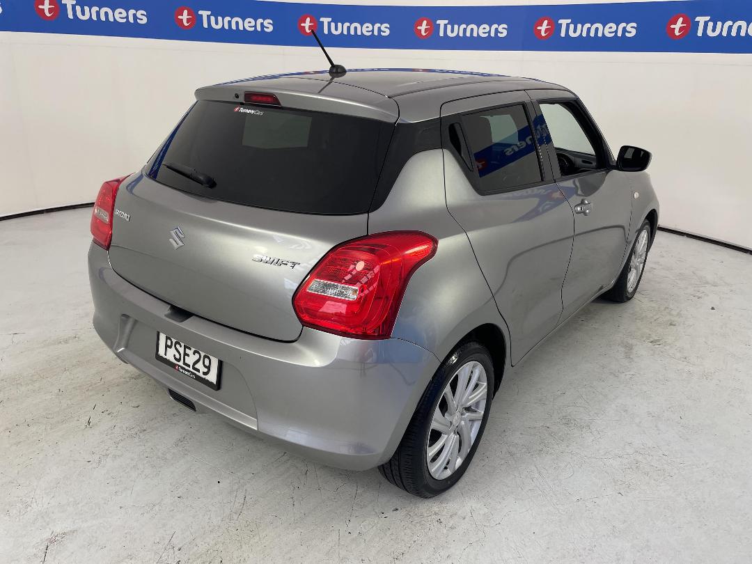 Photo '7' of Suzuki Swift