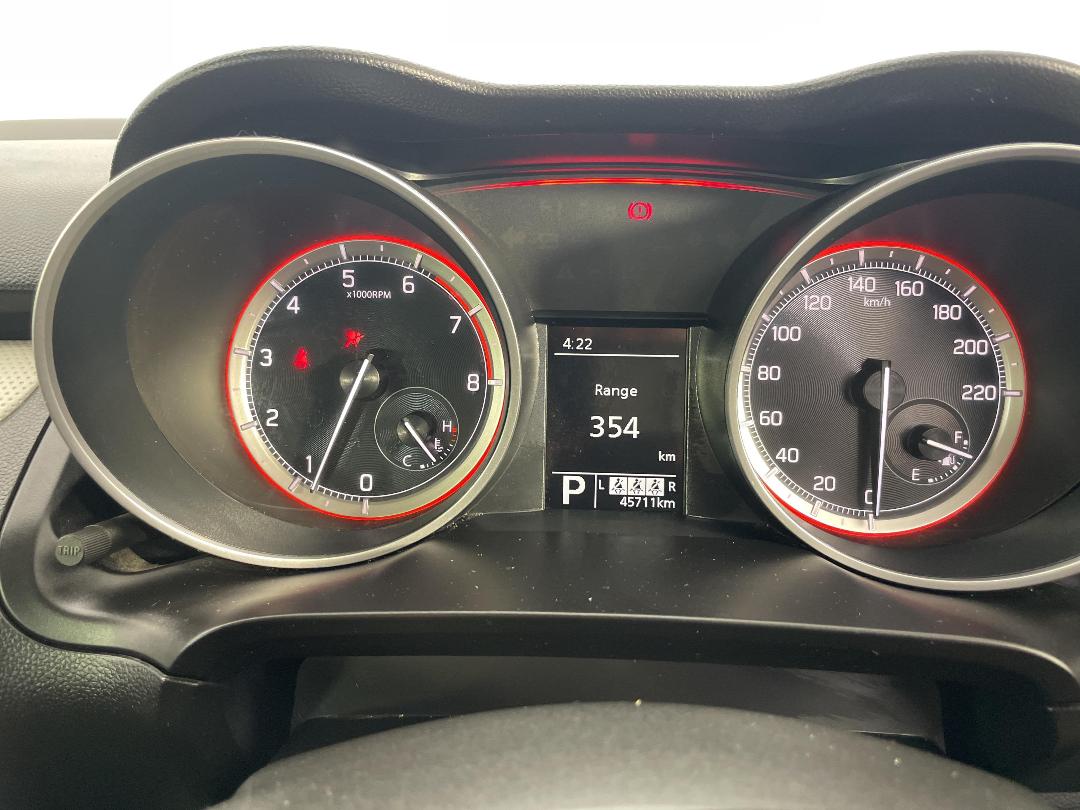 Photo '21' of Suzuki Swift