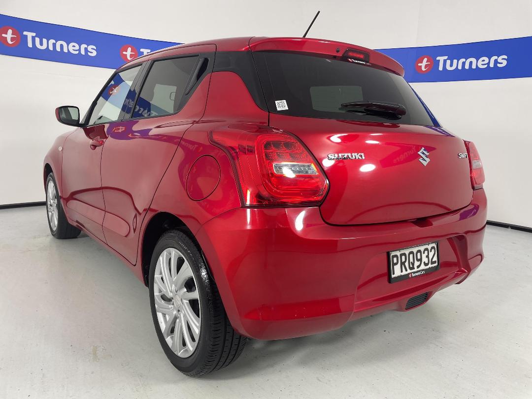 Photo '5' of Suzuki Swift