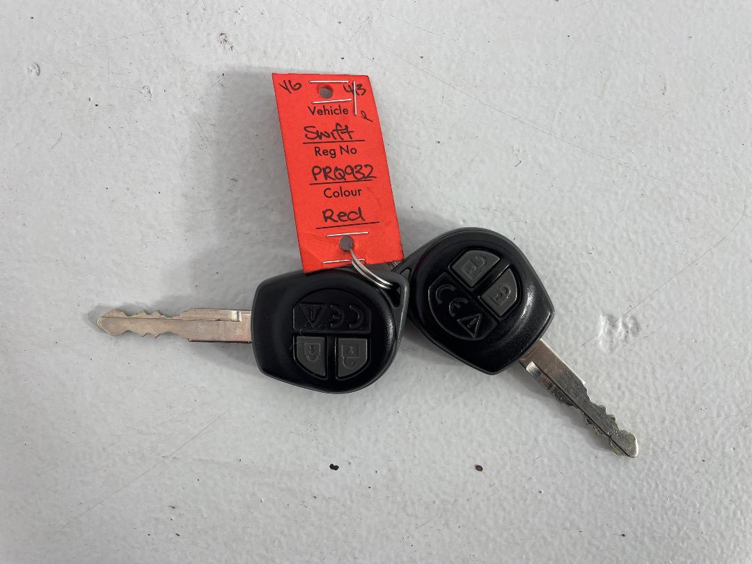 Photo '22' of Suzuki Swift