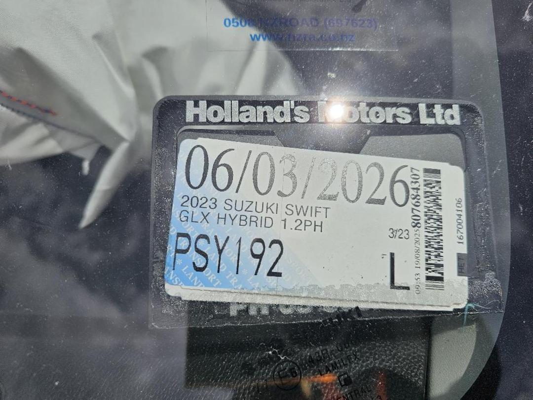 Photo '10' of Suzuki Swift GLX Hybrid Photo '10' of Suzuki Swift GLX Hybrid