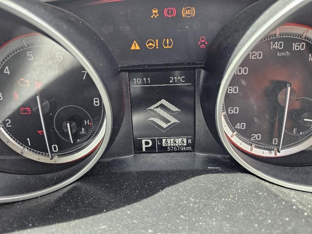 Photo '16' of Suzuki Swift GLX Hybrid Photo '16' of Suzuki Swift GLX Hybrid