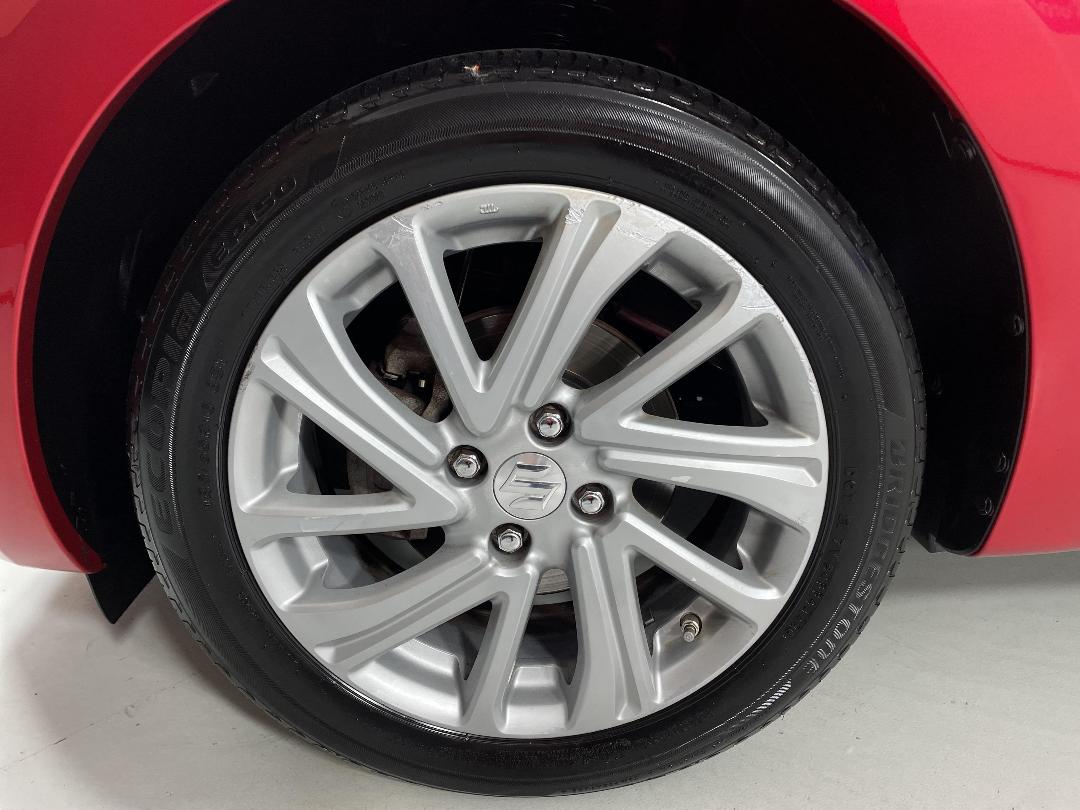 Photo '10' of Suzuki Swift