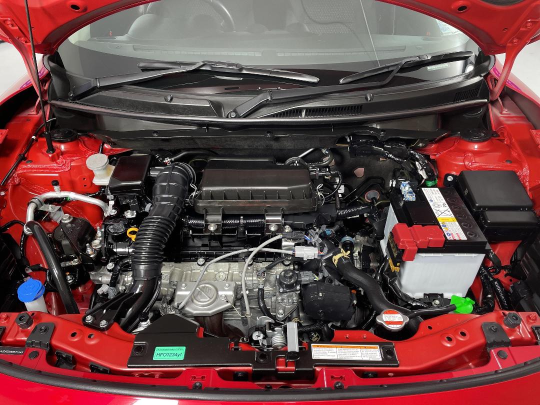 Photo '13' of Suzuki Swift