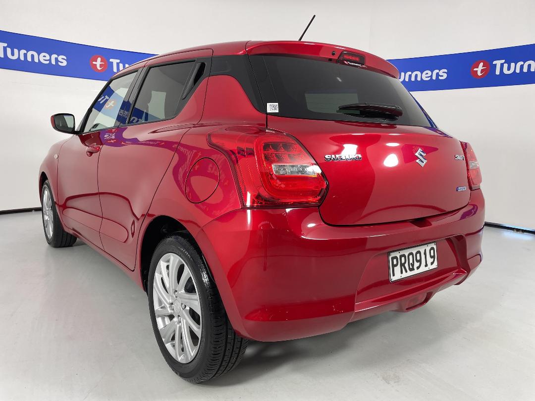 Photo '5' of Suzuki Swift