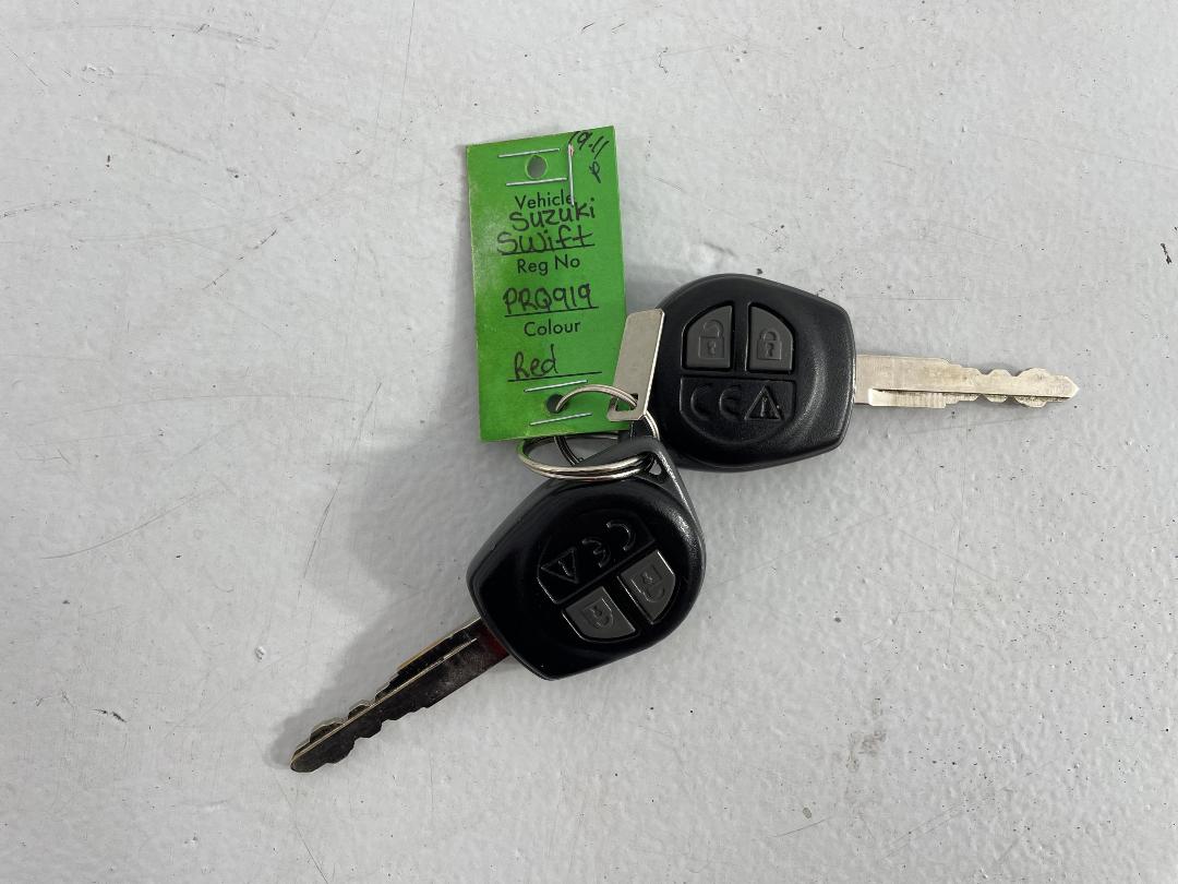 Photo '22' of Suzuki Swift