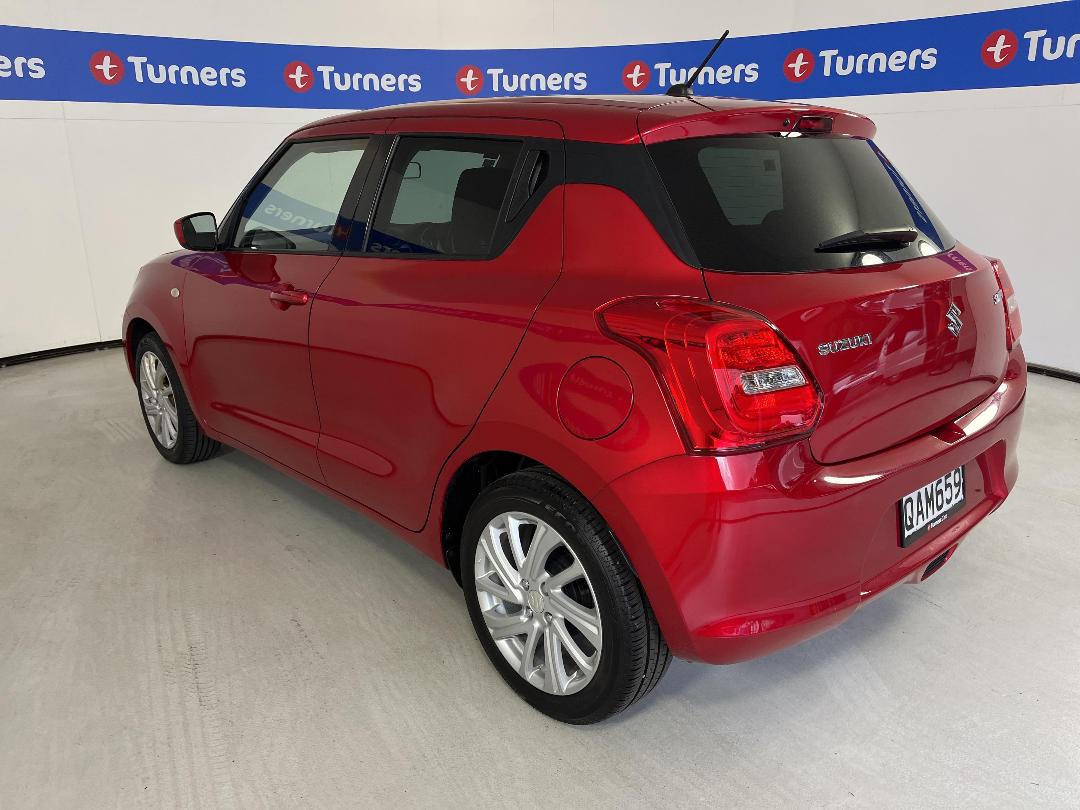 Photo '5' of Suzuki Swift