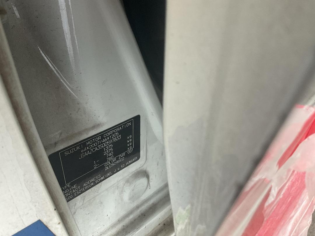 Photo '8' of Suzuki Swift RS Hybrid