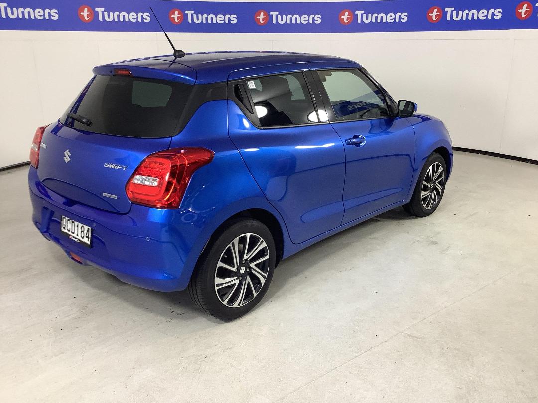 Photo '7' of Suzuki Swift