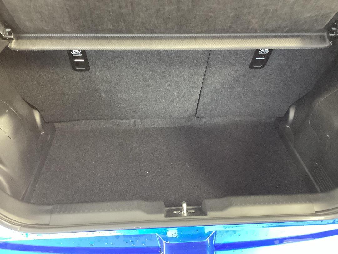 Photo '14' of Suzuki Swift