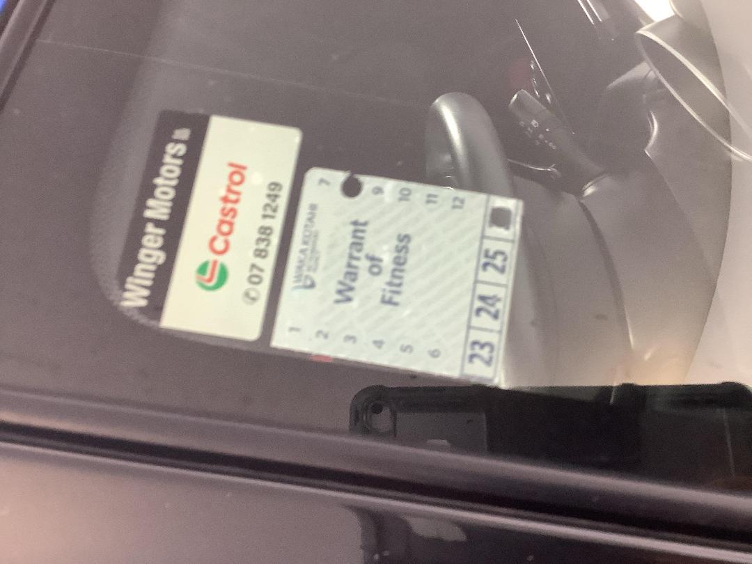 Photo '23' of Suzuki Swift