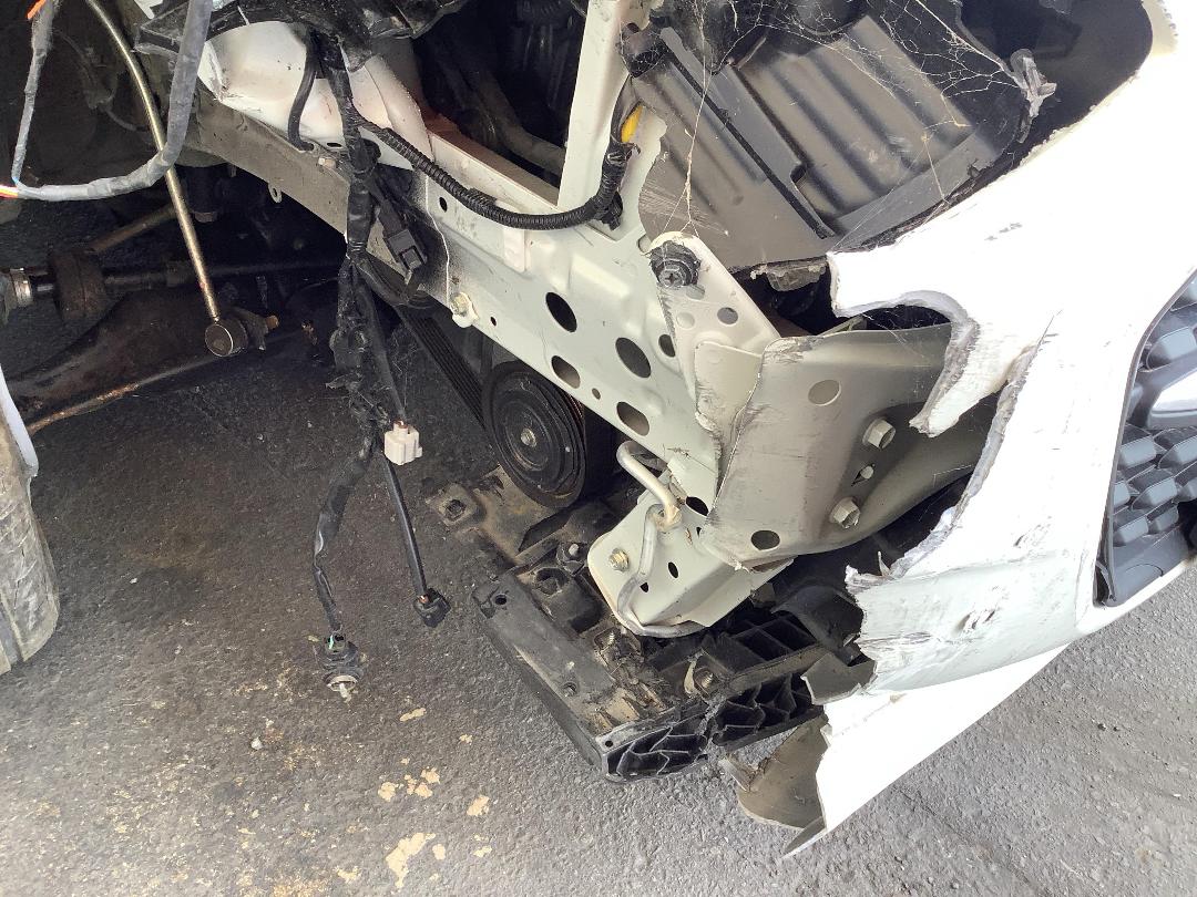 Photo '3' of Suzuki Swift GLX Hybrid Photo '3' of Suzuki Swift GLX Hybrid