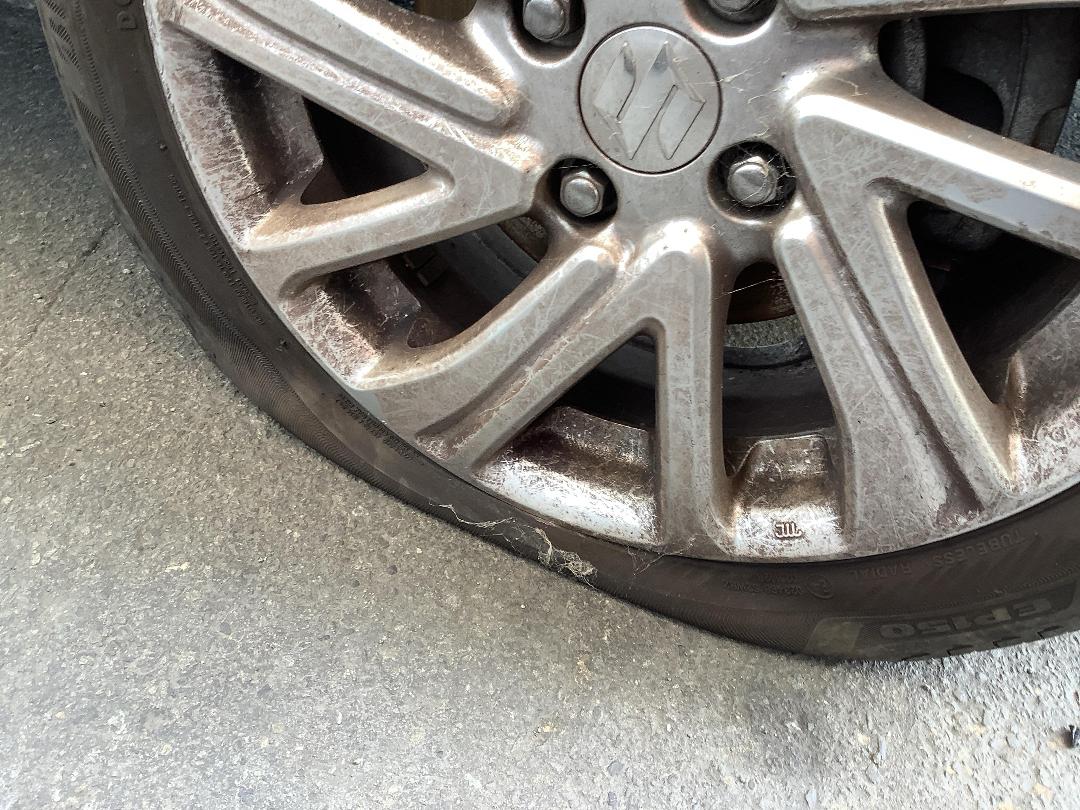 Photo '6' of Suzuki Swift GLX Hybrid Photo '6' of Suzuki Swift GLX Hybrid