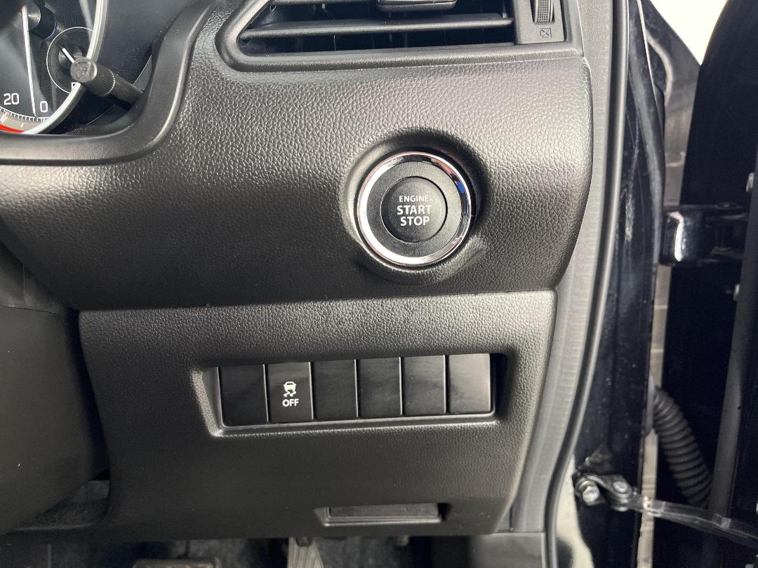 Photo '25' of Suzuki Swift