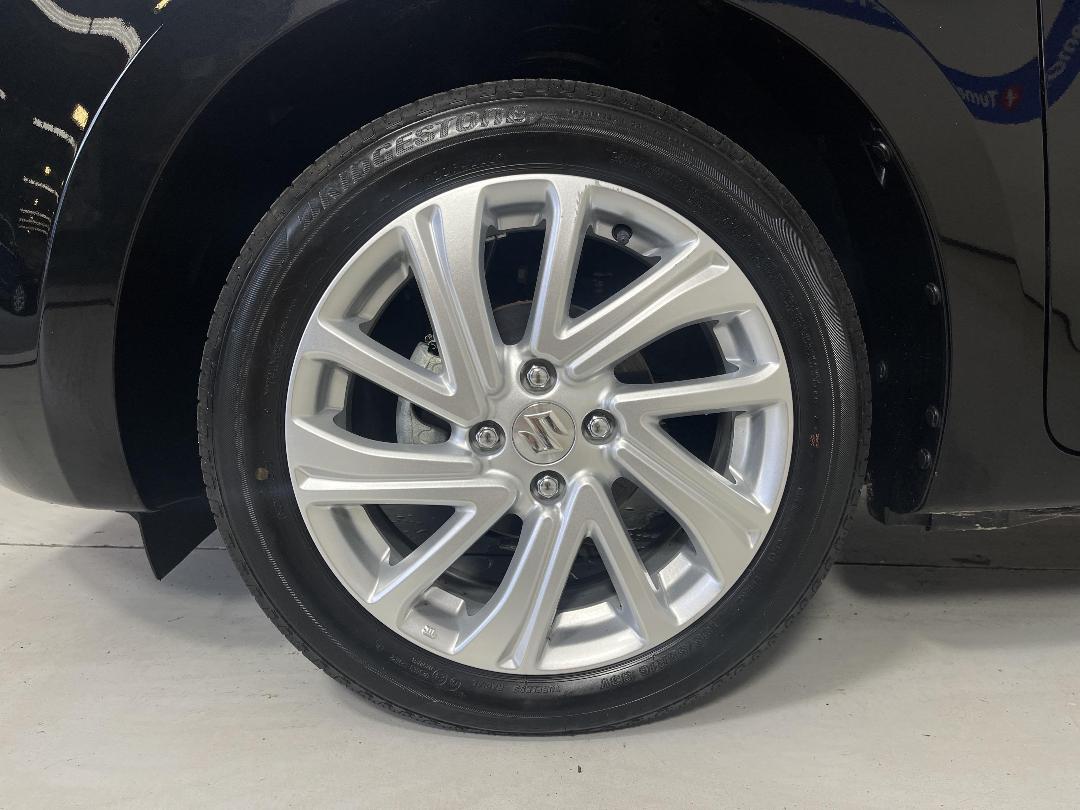 Photo '10' of Suzuki Swift