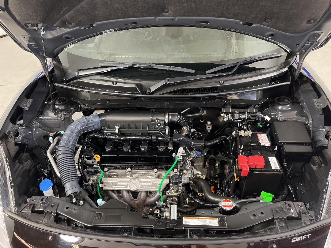 Photo '13' of Suzuki Swift